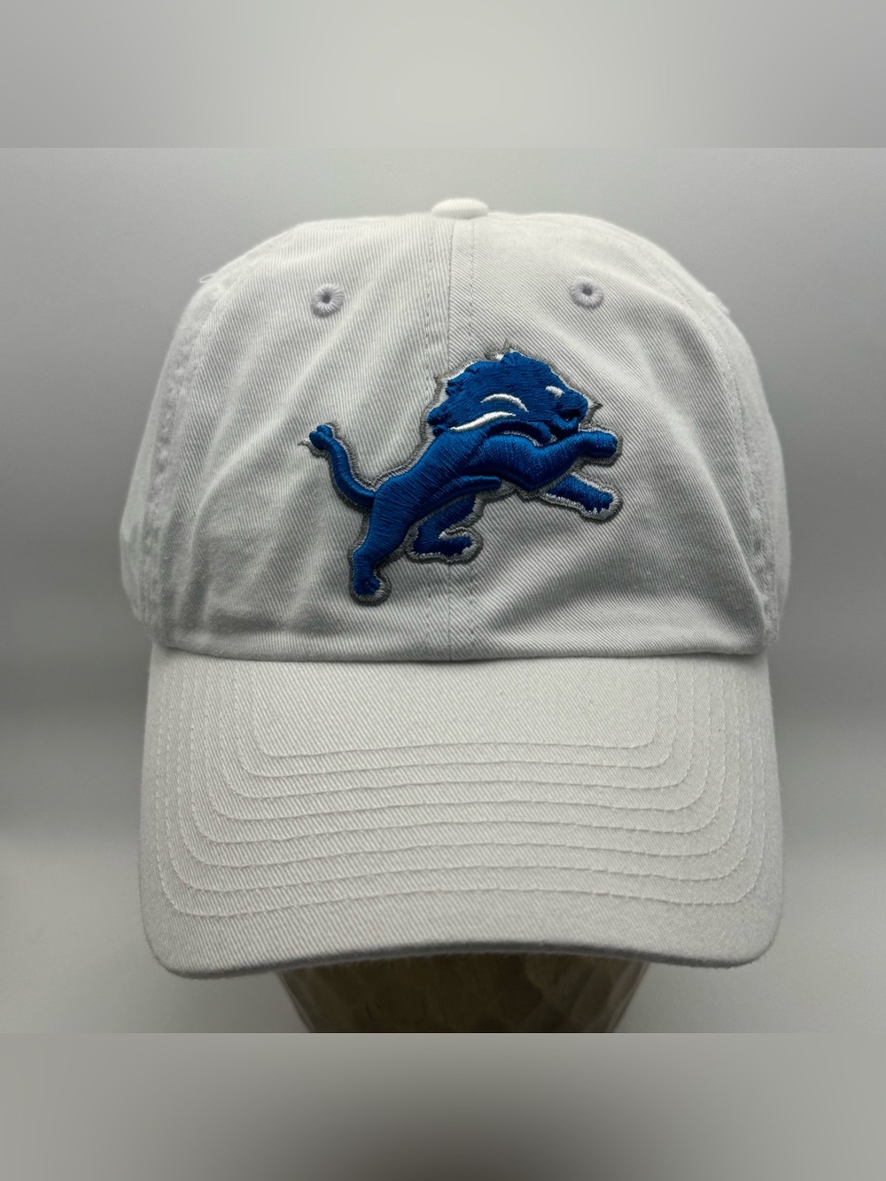Detroit Lions NFL Team Apparel White Adjustable Embroidered Logo Hat Unisex